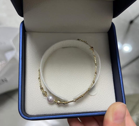 Akoya seawater pearl bracelet